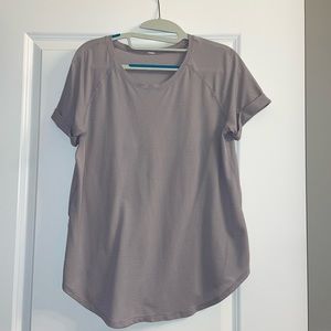 Lululemon boxy tee with open back slit